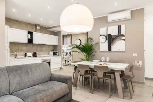 San Pietro Vatican Apartments - Housity