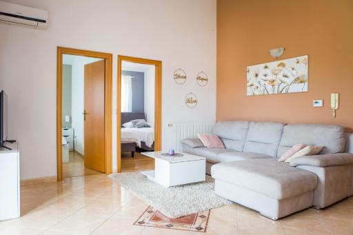 Apartments Lorena - Housity
