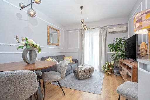 Genteel Home Amira - Housity