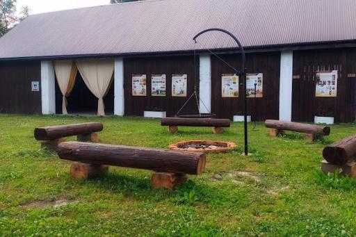 Miodowa Zagroda - Housity