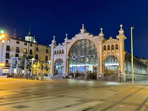 Ático junto a mercado central, con parking gratis - Hizvo