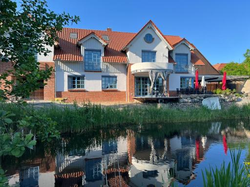 \"Landhaus Thuner Heide\" mit Kamin, Whirlpool & Feuerstelle - Housity