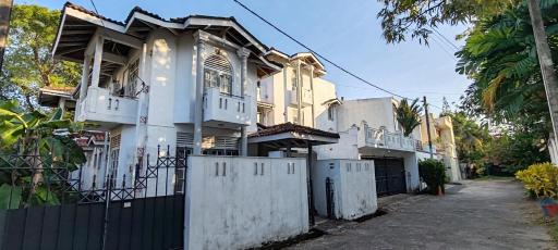 Jays Villa - Diyatha Uyana - Housity