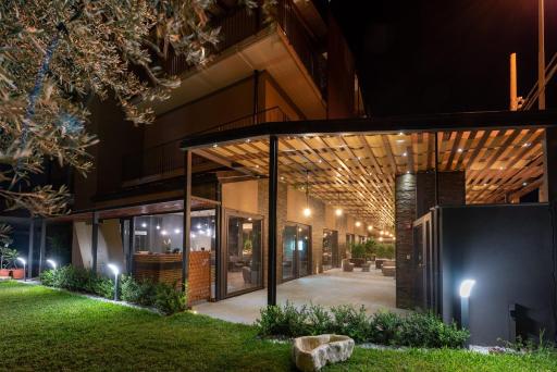 Corten Hotel - Housity