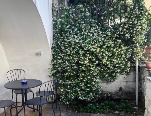 Il regno delle due Sicilie e Il Regno di Napoli - Housity