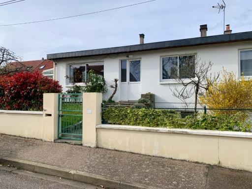 Maison familiale avec jardin proche Rouen centre - Housity
