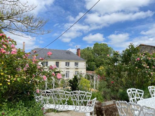 Chambre de charme dans un jardin de 1500m2 - Housity