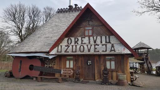 Oreivių užuovėja - Housity
