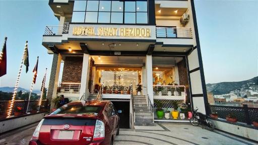 Hotel Swat Rezidor by Khan Familia - Housity