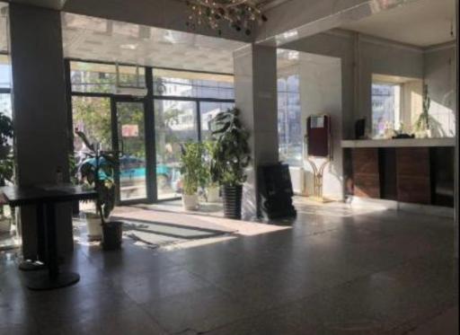 Land Hotel - Housity