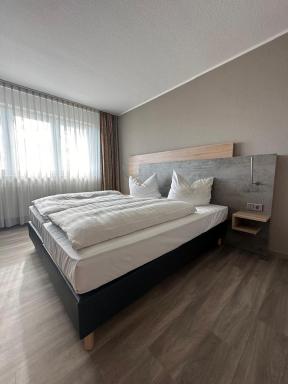 Rheinhessen Inn GmbH - Housity