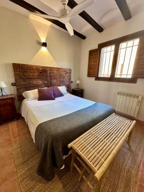 Casas Bajas Alojamiento Rural - Housity