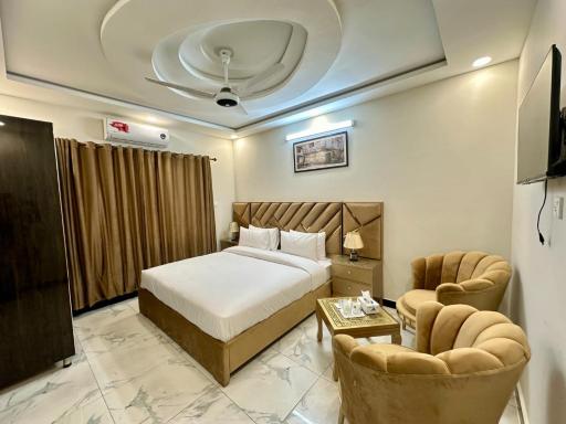 Capital Family Lodges Guest House - Housity