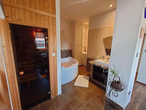 Wellness Lakás - Housity