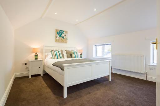 Cambridge Water House Apartments - Housity