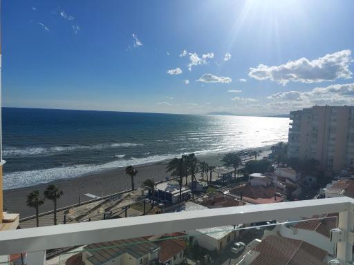 MIRADOR PLAYA Torrox-1ª línea playa con piscina - recién reformado - Housity
