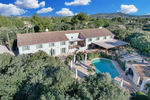 Hotel La Bastide d'Eygalières - Housity