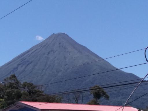 Volcano view house - Housity