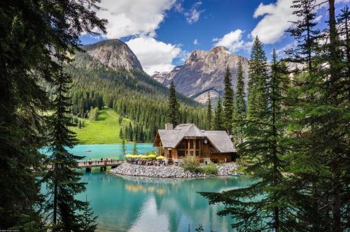 Emerald Lake Lodge - Housity