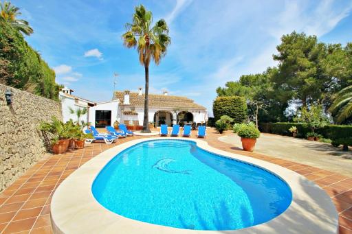 Finca Coello - charming, Spanish finca style holiday villa in Benissa - Housity