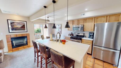 Henning's Escape #3328 - Housity