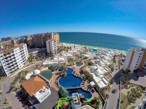 Las Palmas Resort - Housity