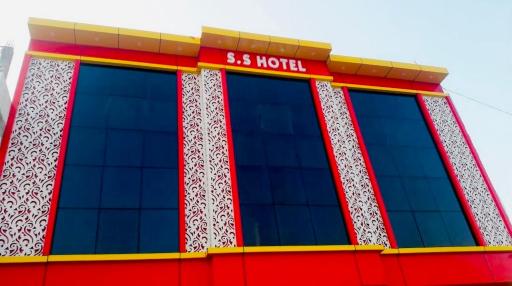 SS Hotel - Housity