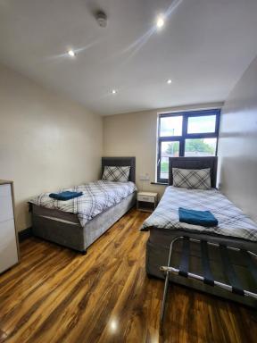 133 A Park Road - Housity