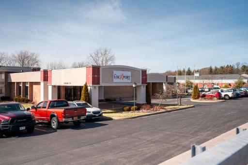 Lockport Hotel - Housity