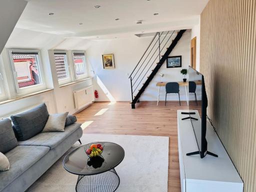 FeWo für 6 Personen WLAN Balkon Parken Stilvoll - Housity