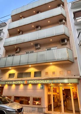 Hotel Piccadilly Sitges - Housity
