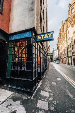 Stay Central Hotel - Housity