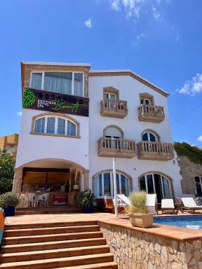 Botanico Boutique Suites - Housity