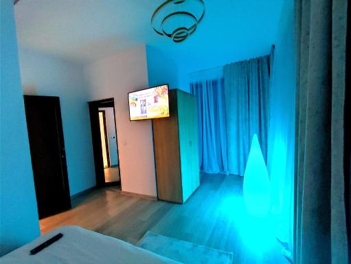 Regal House - Housity
