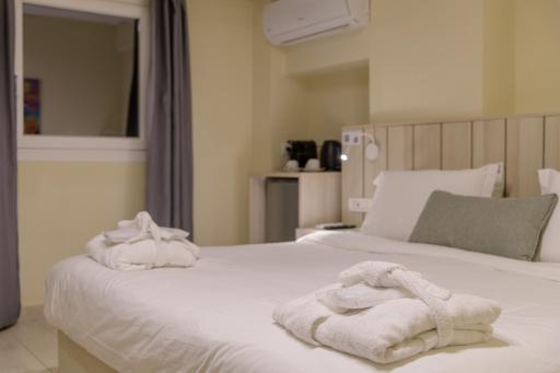 Beachfront Iakinthos, Tsilivi Beach - Housity