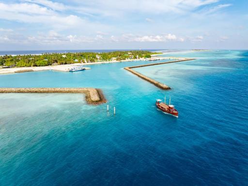 Fushi Beach Guesthouse - Housity