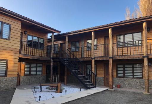 Magellanicus Rustic Suites - Housity