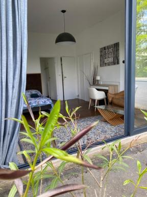 chambre tt confort dans un coin de verdure près de Paris - Housity
