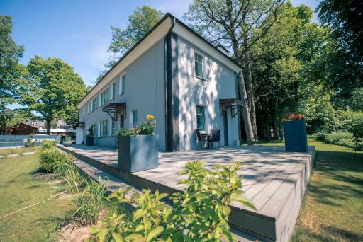 Unique place by the beach - Housity