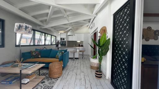 Island Escape, Marina Paradise & Beach Adventures - Housity