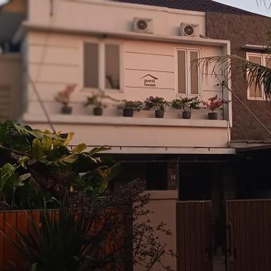 Guesthouse Arkeologi - Housity