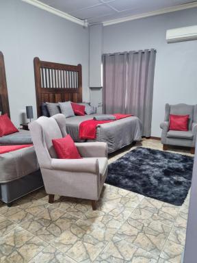 DURANGO Plekkie in die bos - Housity