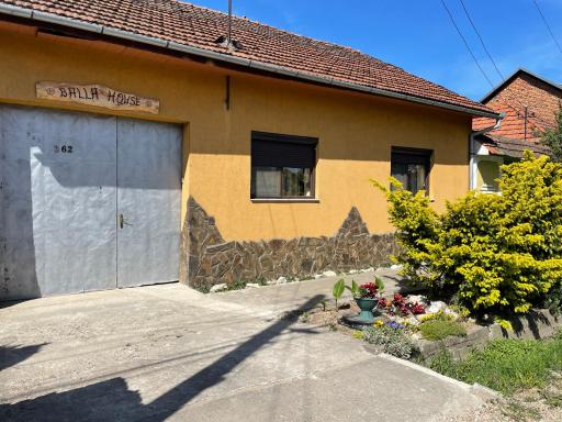 Balla House - Housity