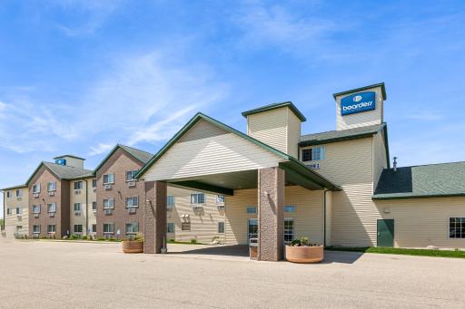 Boarders Inn & Suites by Cobblestone Hotels - Shawano - Housity