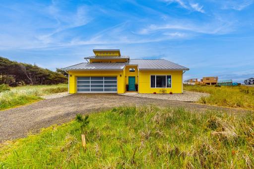 Gold N Shore - Housity