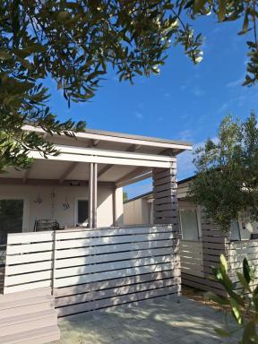 Happy House, cozy family place, free parking and wifi, in Camp Dalmatino - Housity