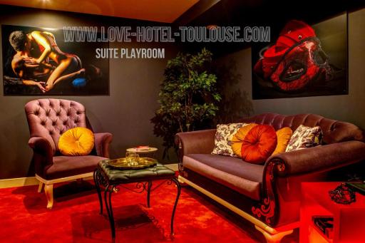 SUITE PLAYROOM Love Hotel Toulouse - Housity