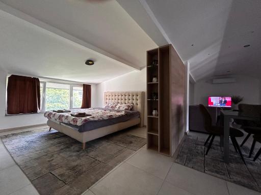 Anton Lux Apartment - Hizvo