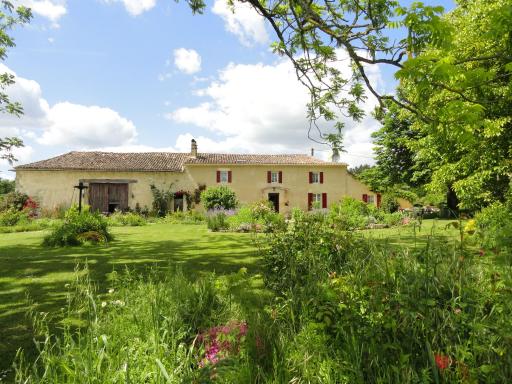 B&B La Ferme Aux Fleurs - Housity