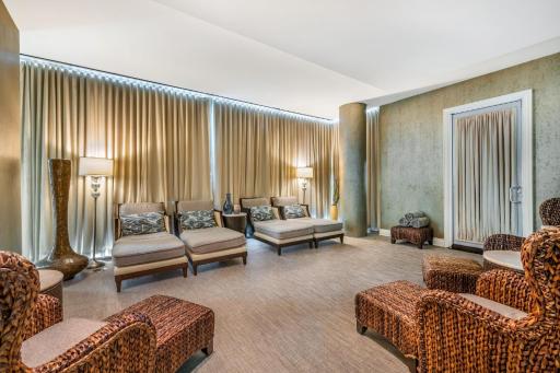 Omni Fort Worth Hotel - Housity